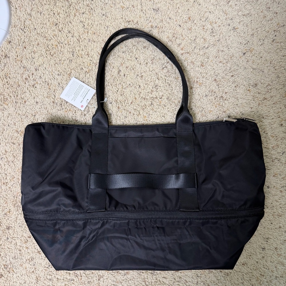 lululemon athletica Black Nylon Zip-Top Tote - Picture 2 of 6